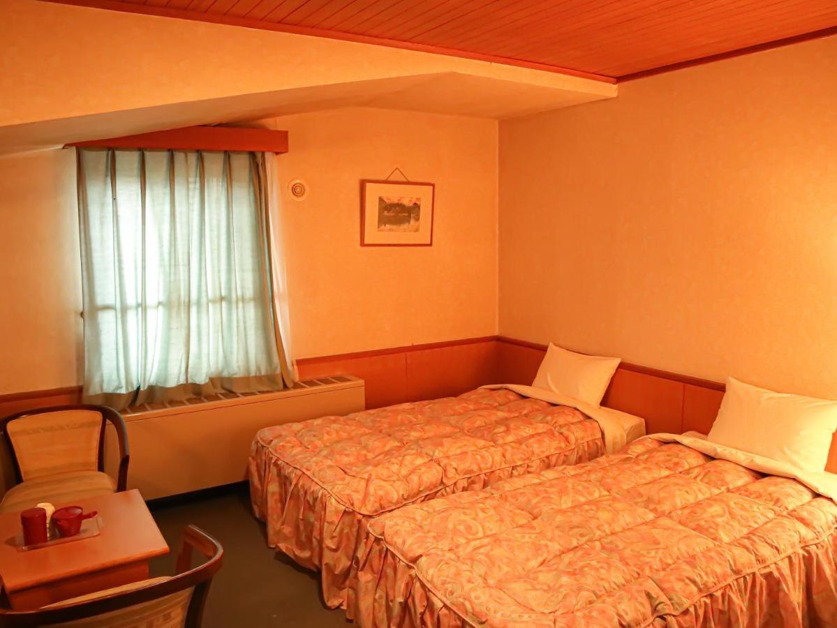 Hotel Sankt Moritz Shiga Shimotakai Exterior photo