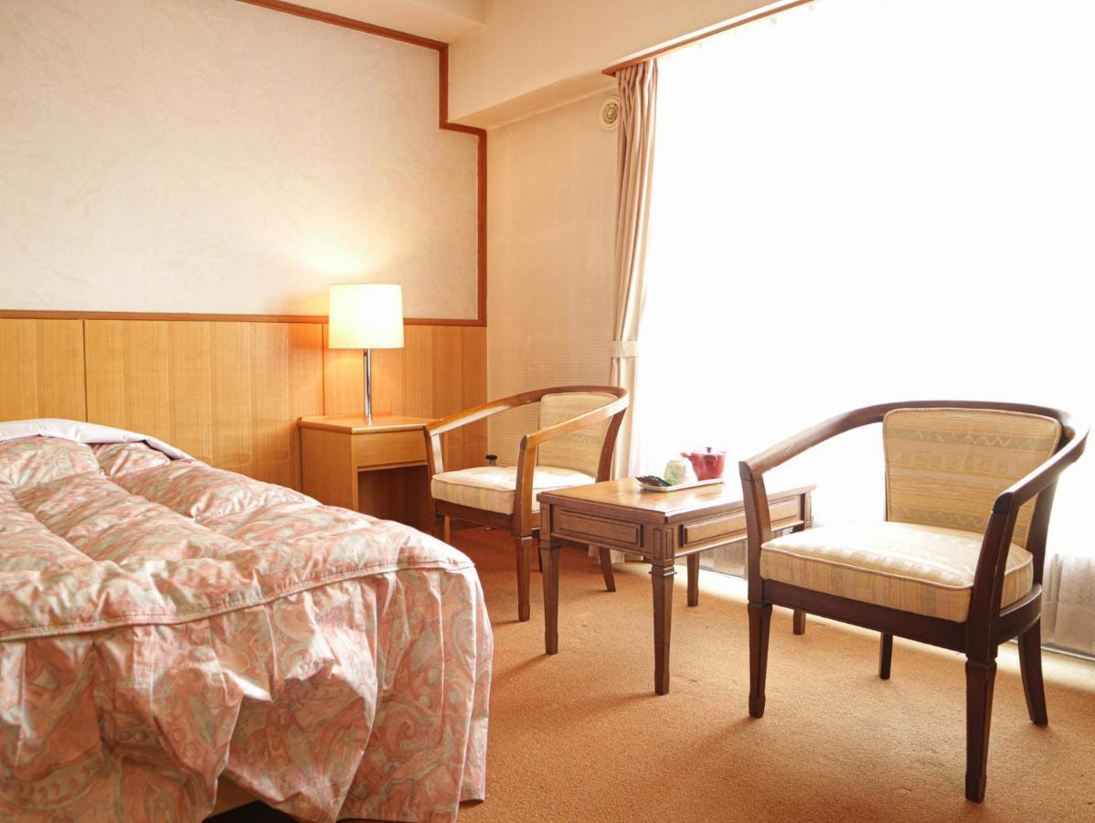 Hotel Sankt Moritz Shiga Shimotakai Exterior photo
