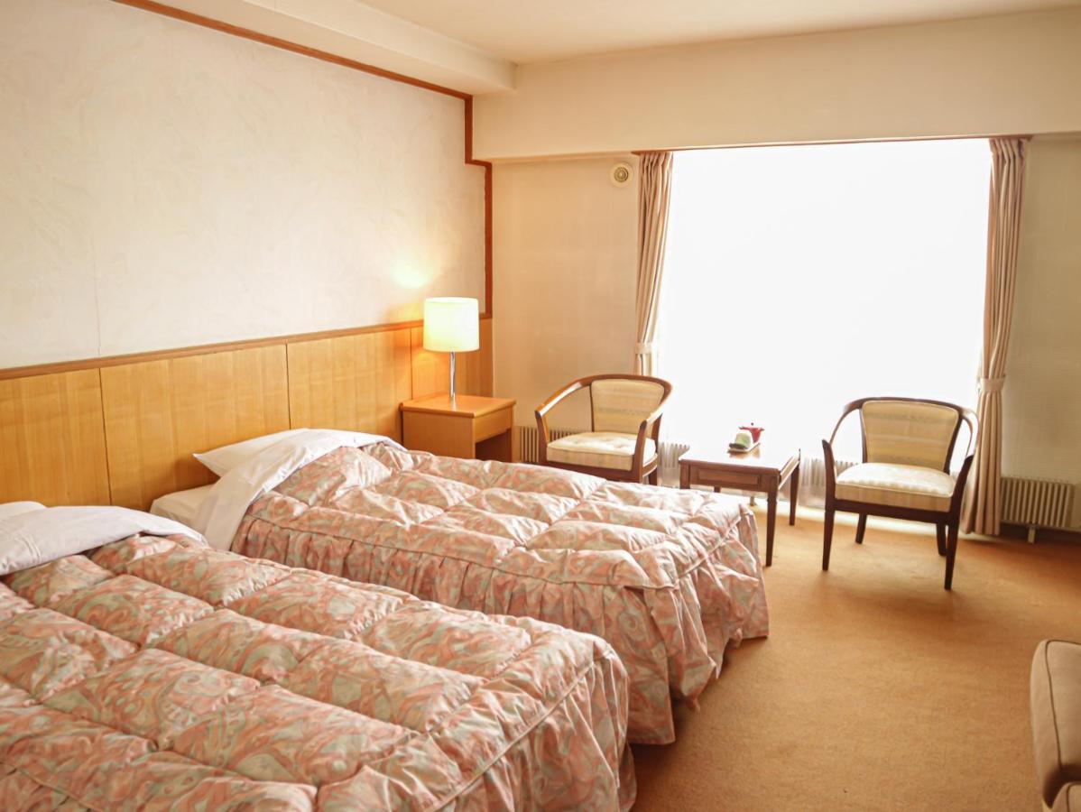 Hotel Sankt Moritz Shiga Shimotakai Exterior photo